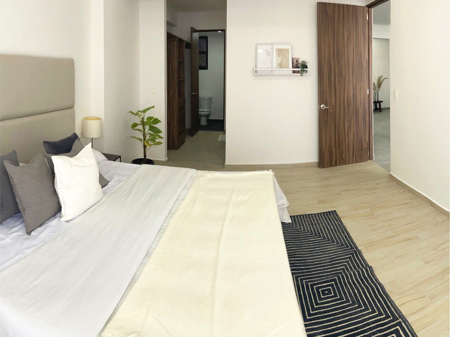 placeholder image-sq